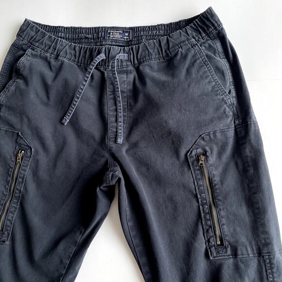 Abercrombie & Fitch  Men's Black Jogger Size M Disressed - Picture 7 of 16